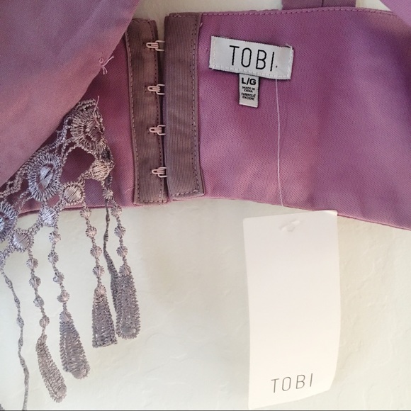 TOBI Lavender Crop Top Crochet Trim - Picture 3 of 5